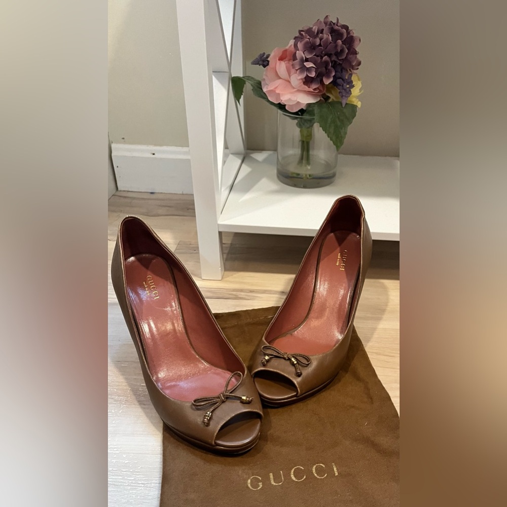Gucci - Authentic Lamb Skin Leather Heals